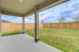 9027 Rose Water Trl in Iowa Colony, TX - Building Photo - Building Photo