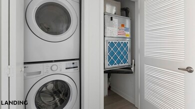 1030 Browning Rd in Lakeland, FL - Foto de edificio - Building Photo