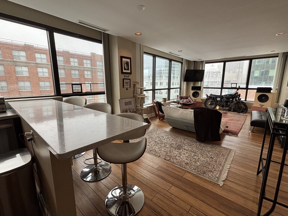 610 Main St, Unit 505 in Buffalo, NY - Foto de edificio