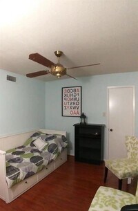 9000 Bissonnet St photo'