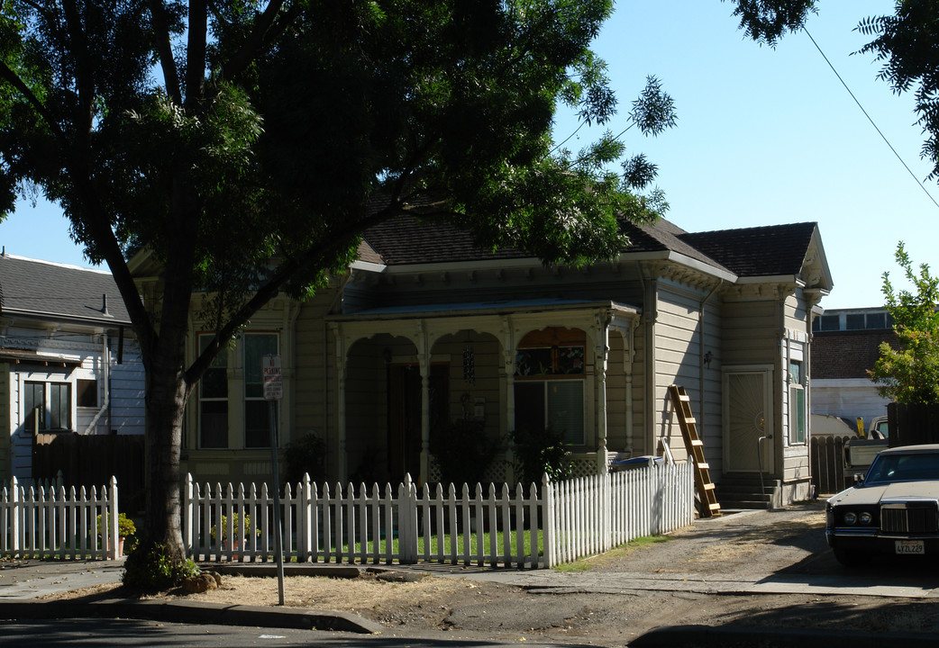 852 S 3rd St in San Jose, CA - Building Photo