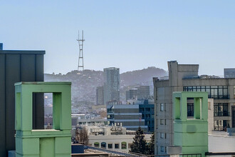 77 Dow Pl in San Francisco, CA - Foto de edificio - Building Photo