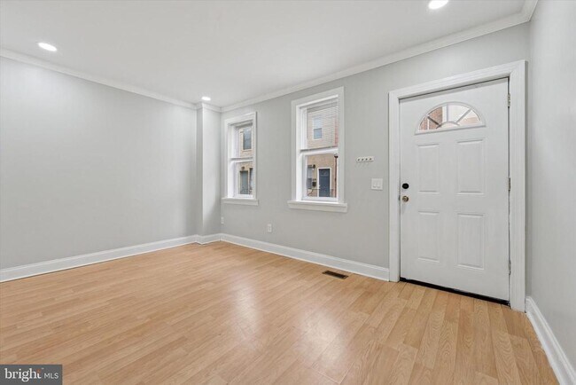 property at 1020 S Bouvier St