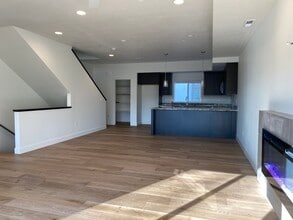 6996 S Brookhill Dr in Cottonwood Heights, UT - Building Photo - Building Photo