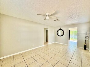 625 Wildwood Way in Clearwater, FL - Building Photo - Building Photo