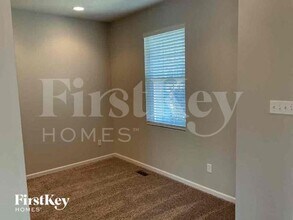 2815 Preston Woods Trail in O'Fallon, MO - Foto de edificio - Building Photo