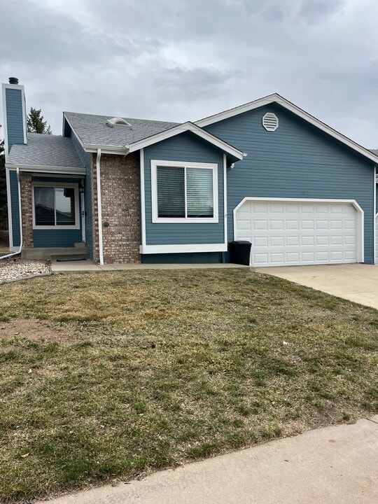 22 Shetland Ct in Littleton, CO - Building Photo