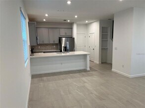 9948 Red Canoe Aly in Orlando, FL - Building Photo - Building Photo