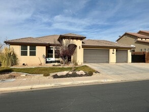 219 Rome Dr in Saint George, UT - Building Photo - Building Photo