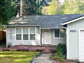 26121 Circle Dr NW in Poulsbo, WA - Building Photo - Building Photo