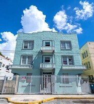 967 SW 5th St in Miami, FL - Building Photo