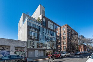 324 Saint Marks Ave in Brooklyn, NY - Building Photo