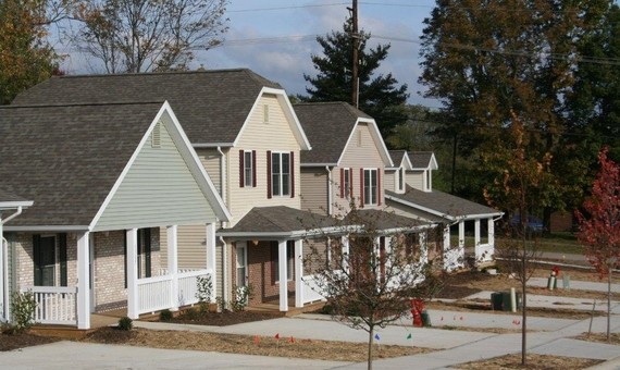 Crescent Pointe in Bloomington, IN - Foto de edificio - Building Photo