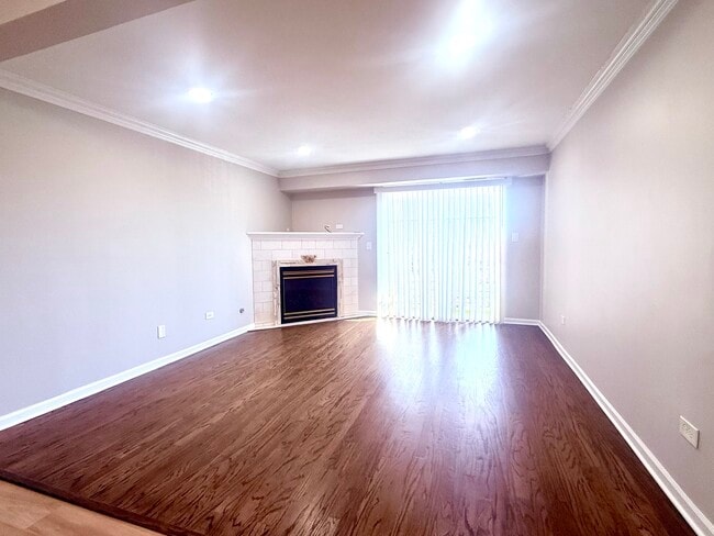 1533 N Windsor Dr in Arlington Heights, IL - Building Photo - Building Photo