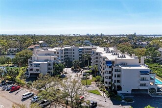 835 S Osprey Ave in Sarasota, FL - Building Photo - Building Photo