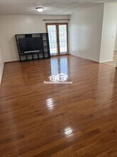 2009 Grinnell Terrace in St. Louis, MO - Foto de edificio - Building Photo