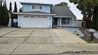 2216 Placer Dr in Bay Point, CA - Building Photo