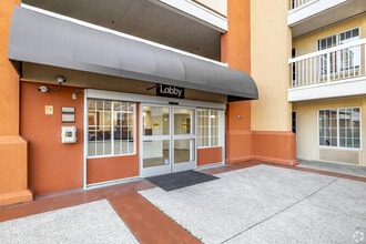 3050 E Imperial Hwy in Brea, CA - Foto de edificio - Building Photo