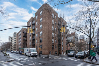 245 Henry St in Brooklyn, NY - Building Photo - Primary Photo