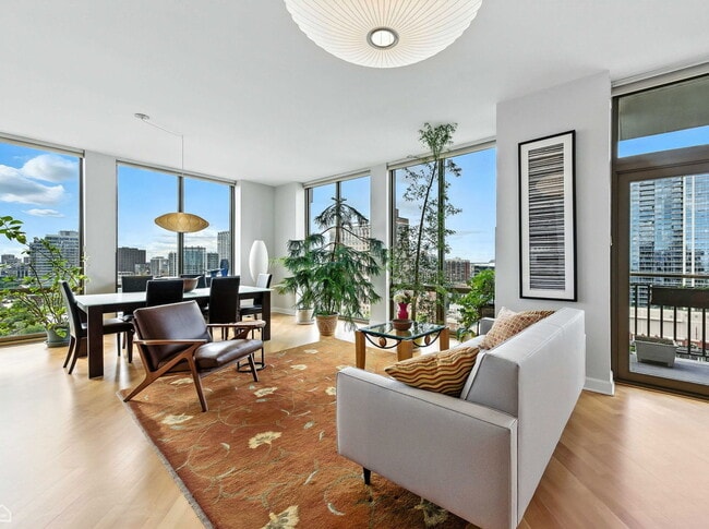 1335 S Prairie Ave in Chicago, IL - Building Photo - Building Photo