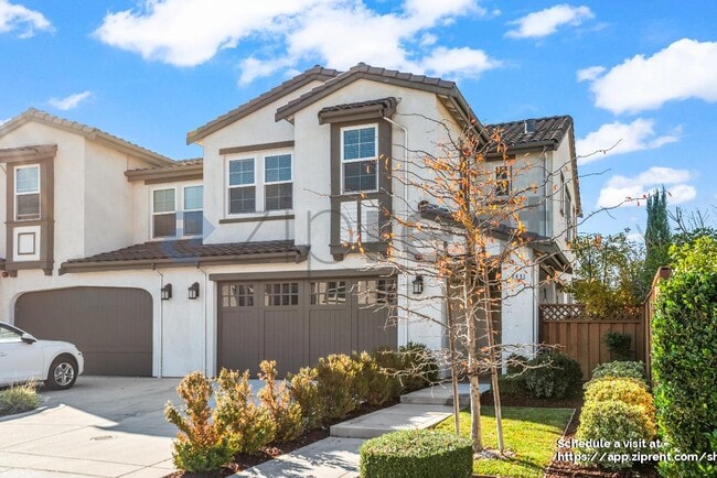 205 Vereda del Turia in Morgan Hill, CA - Building Photo - Building Photo