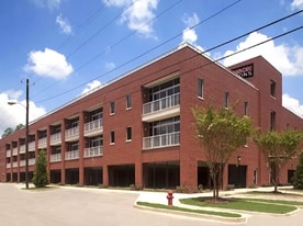 1510 9th St, Unit #221 in Tuscaloosa, AL - Building Photo