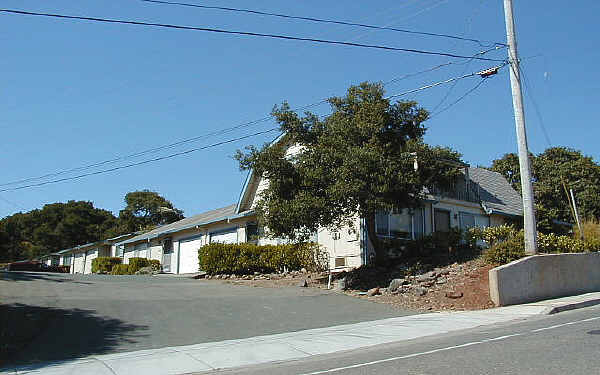 3949 Sumner Ln in Santa Rosa, CA - Building Photo