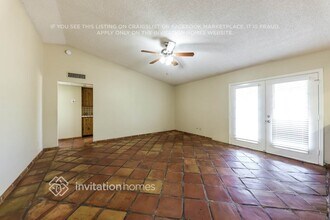 11010 W Calle del Sol in Phoenix, AZ - Foto de edificio - Building Photo