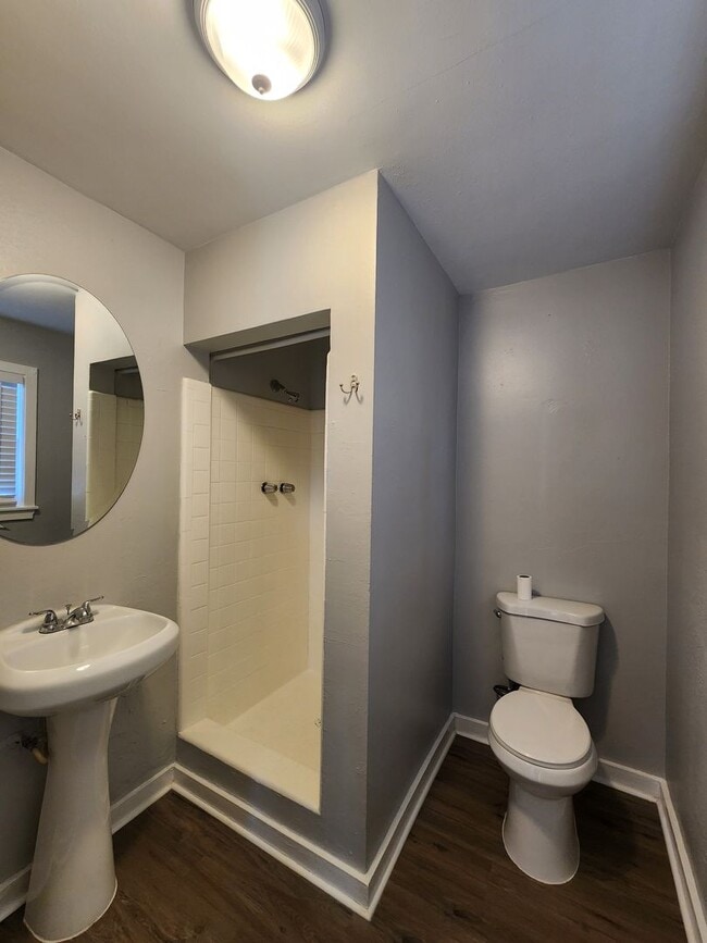 1214 S Ridgewood Ave in Daytona Beach, FL - Building Photo - Building Photo