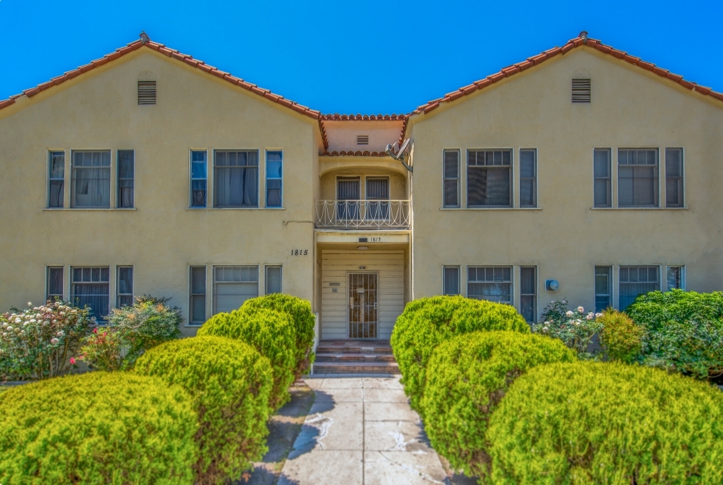 1815 Hauser Blvd in Los Angeles, CA - Building Photo