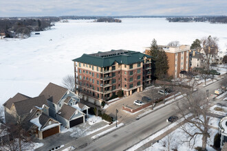 The Lake Shore Club in Oconomowoc, WI - Building Photo - Building Photo