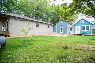 2713 Sweeney Ln in Austin, TX - Building Photo - Building Photo