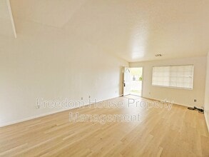 1081 Marne Ct in Pahrump, NV - Building Photo - Building Photo