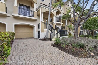 803 del Sol Cir in Tequesta, FL - Foto de edificio - Building Photo