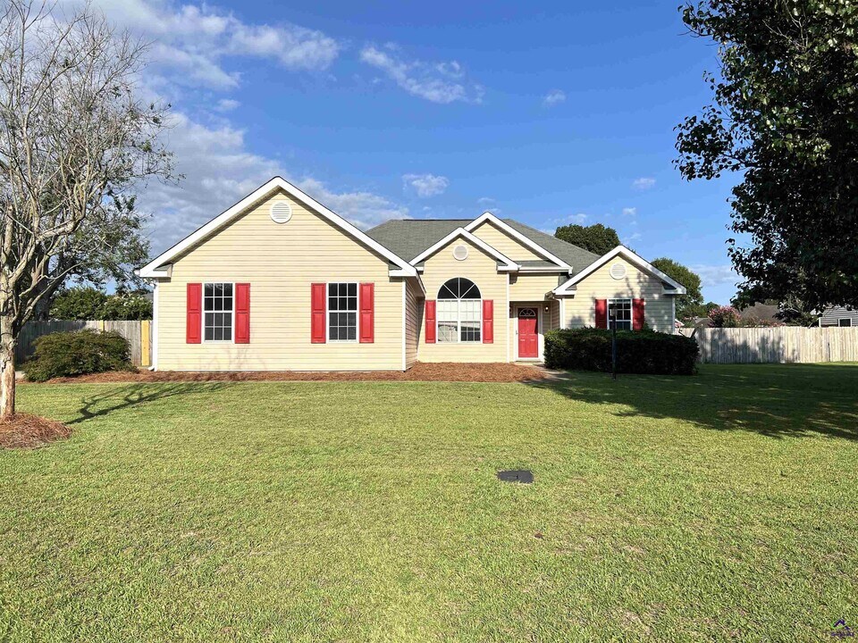 103 Jessica Ct in Byron, GA - Building Photo