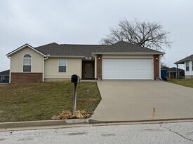 707 Sean Ct in Oronogo, MO - Building Photo