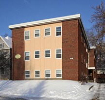 407 Grand Ave in St. Paul, MN - Building Photo