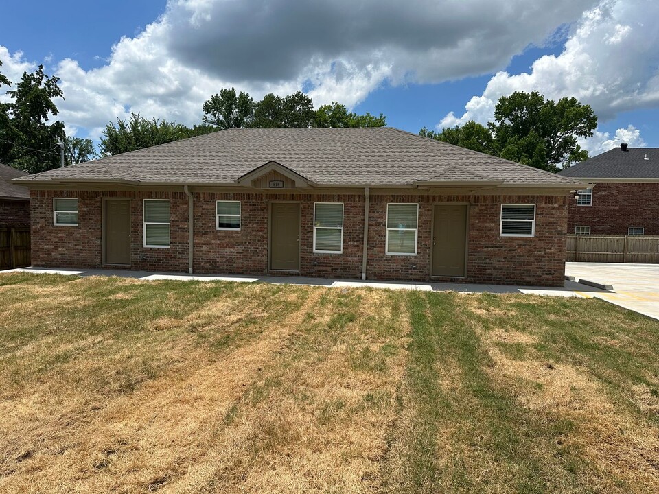 816 S Greenwich Ave in Russellville, AR - Building Photo