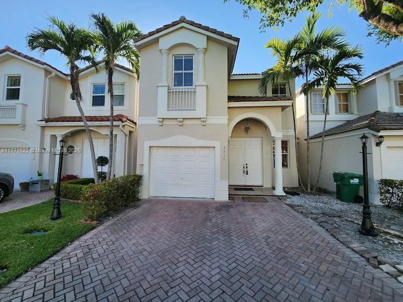 4838 NW 108th Ct in Doral, FL - Building Photo
