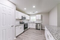 5118 Keystone St photo'