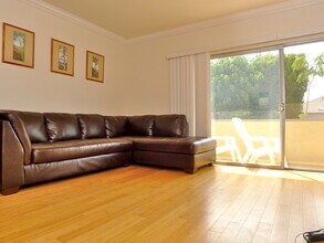 947 9th St in Santa Monica, CA - Building Photo - Building Photo