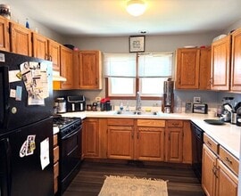 962 Crestville Ct in Gurnee, IL - Building Photo - Building Photo