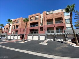 67 E Agate Ave in Las Vegas, NV - Building Photo