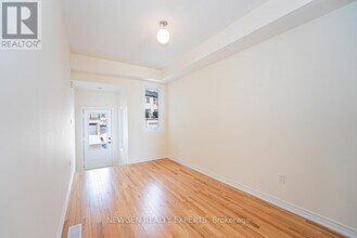 2946 Peter Matthews Dr in Pickering, ON - Building Photo - Building Photo