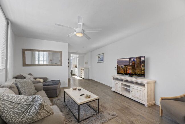 20 22nd St, Unit #D