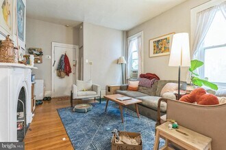 2316 Spruce St in Philadelphia, PA - Building Photo - Building Photo