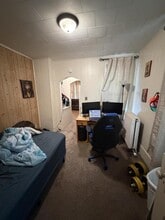 1028 Banks Ave in Superior, WI - Building Photo - Building Photo