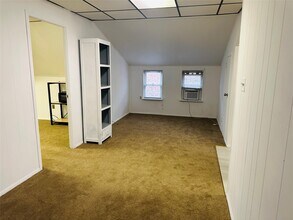196-42 44th Ave-Unit -2 in Queens, NY - Building Photo - Building Photo