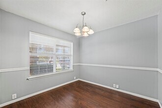 16602 Grenada Falls Dr in Houston, TX - Building Photo - Building Photo