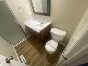 7806 76th Ave SW in Lakewood, WA - Building Photo - Building Photo